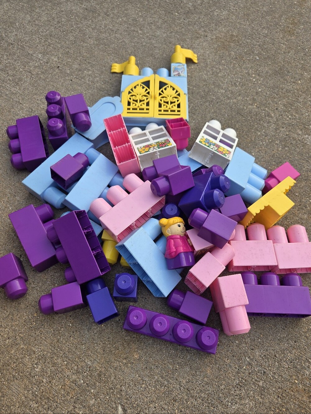 MEGA BLOKS Building Blocks Bundle